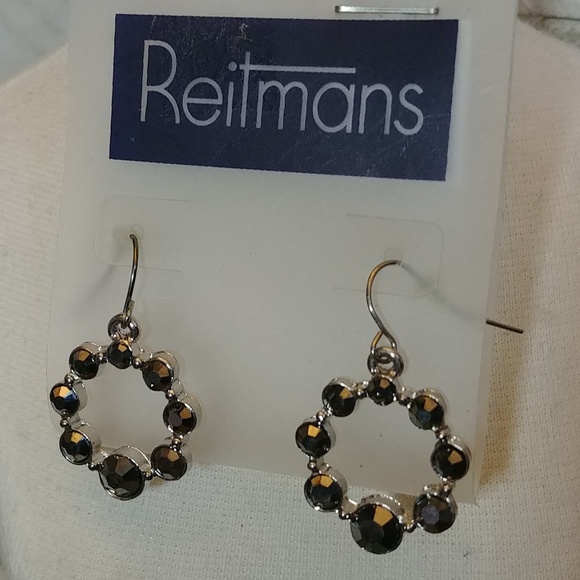 🎉2/$16 NEW Reitmans Silver Toned Circle Gun Metal Silver Earrings - Picture 4 of 4